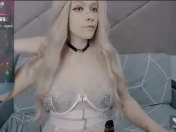 polly_wow on Chaturbate 