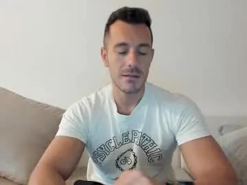roberto4ever — GOAL TAKE OFF T-SHIRT #muscle #bigass #cum #flexing #private [80 tokens remaining]