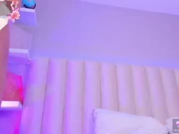 sally_white_ on Chaturbate 