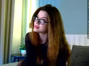 sara_lewiis on Chaturbate 