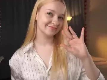 sebrinarainha — goal:  deepest cleavage you ever seen hehe ... :>   I turned 18 and this is my 3rd day here! I'm Rina #new #18 #young #shy #cute [75 tokens remaining]