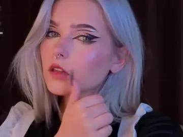 sunshinegirlx — Goal - slap my ass hard X10^^ | I'm Alice thumb me up please and lets have fun ! #18 #lovense #blonde #bigass #bdsm [220 tokens remaining]