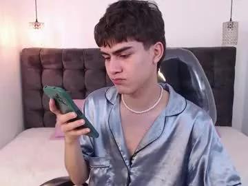 Freechat tommy18__ on Chaturbate