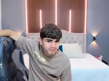 Freechat tommy18__ on Chaturbate