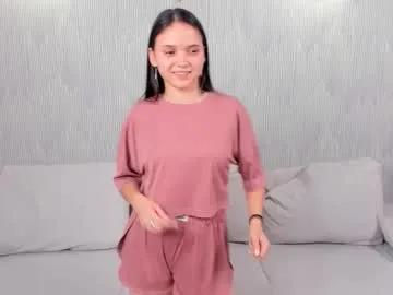 tyrasyversen — GOAL:Take off my t-shirt Hi my name Emily i love new acquaintances and travels, tell me about yourself  #shy #new #young #natural #18 [50 tokens remaining]