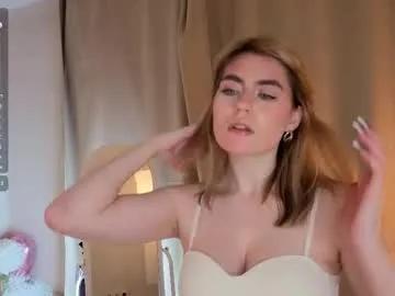 vivandellapenna — GOAL  take off my top Hello chaturbate's citizens! my name is Melissa and you should to know me closer cuz i'm #18 #bigboobs #new #teen #bigass [100 tokens remaining]