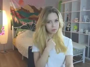 wendy_cutiex — off bra   #18 #new #skinny #shy #cute [90 tokens remaining]