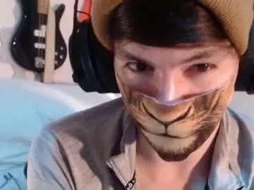 Freechat xxwhitefoxx on Chaturbate