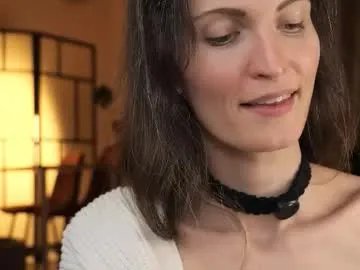 yulladao on Chaturbate 