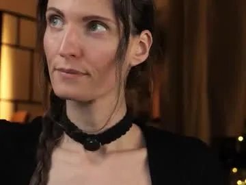 yulladao on Chaturbate 