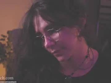 Freechat zarahlynch on Chaturbate
