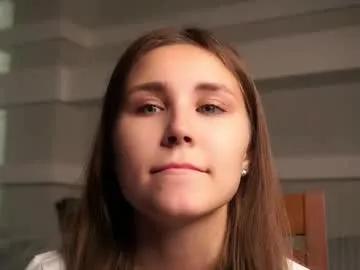 zeldaes — Goal: hi hi :D Hello I'm Em :) New girld here :) I want to have a great time here :3 #shy #new #18 #cute #teen [13 tokens remaining]