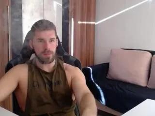 darius_giles on Flirt4Free