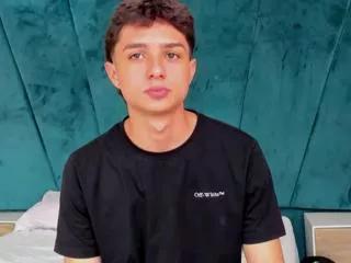 ethan_lowell on Flirt4Free 