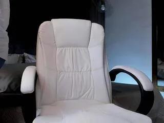 james_whiite on Flirt4Free