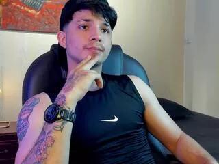 williams_launther on Flirt4Free 