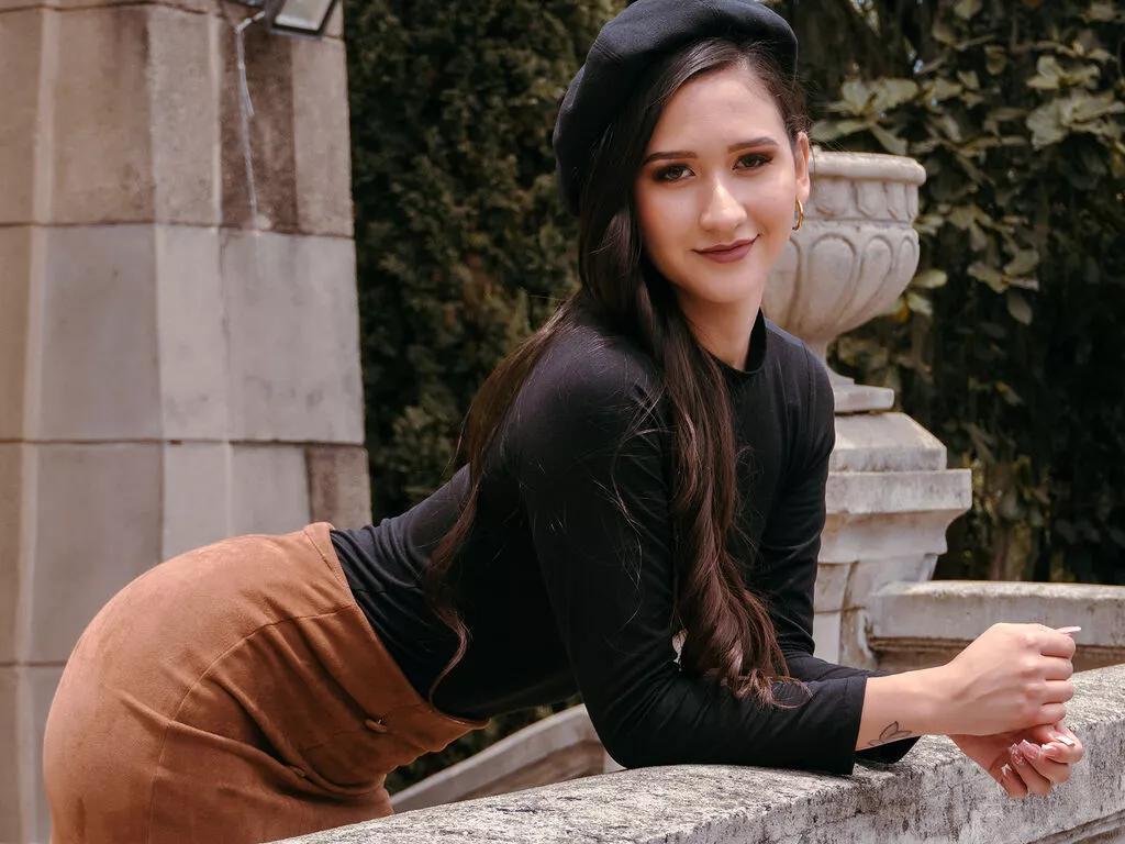 AlanaPearce on LiveJasmin
