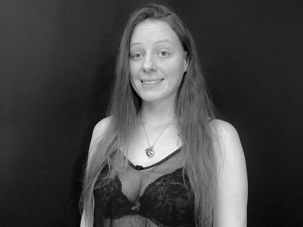 AnnaRosella on LiveJasmin