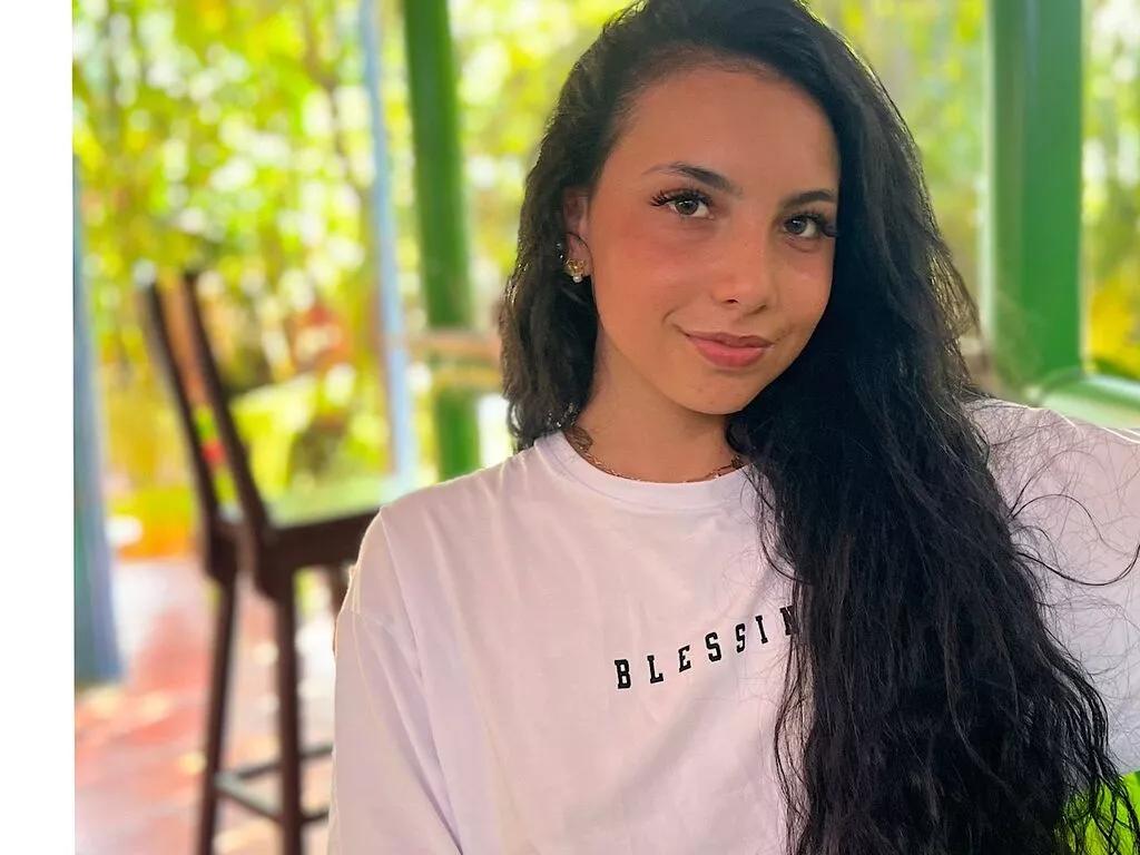 EmilianaEscobar on LiveJasmin