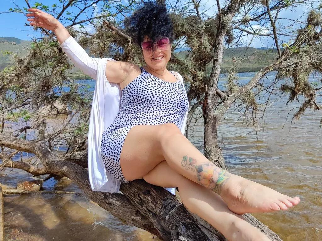 LiaHamiltons on LiveJasmin