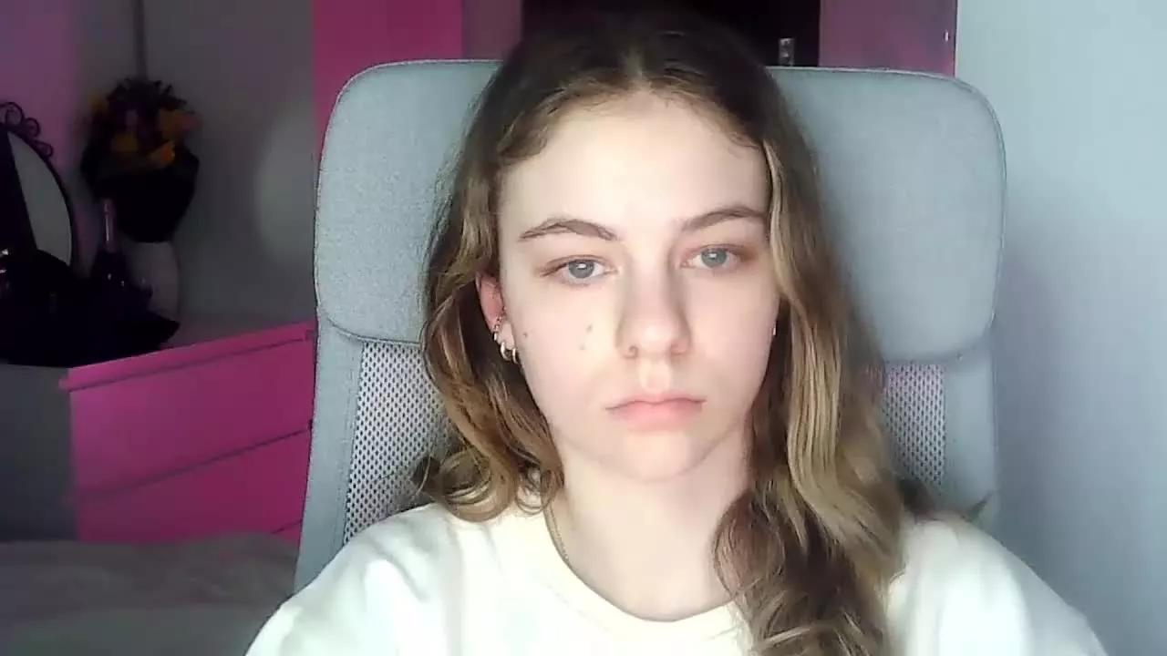 AriaFlirt on Streamray 