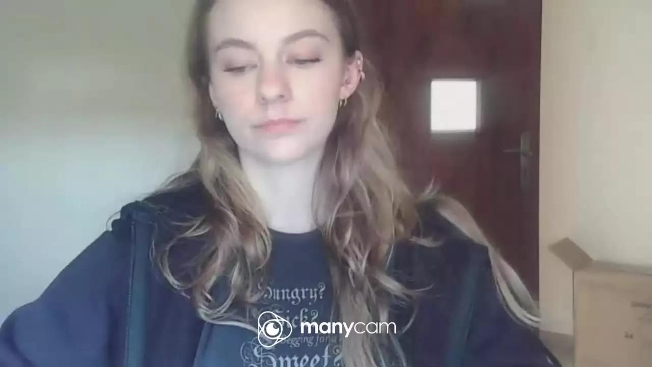 AriaFlirt on Streamray 