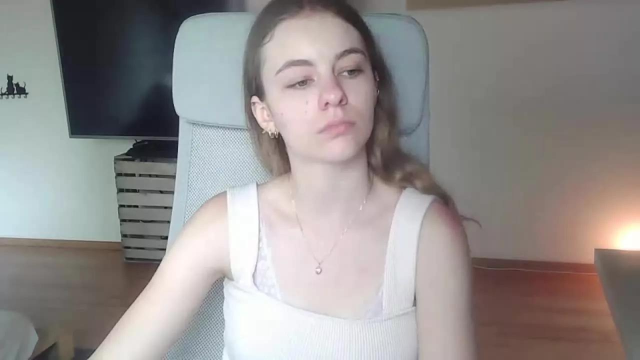 AriaFlirt on Streamray 