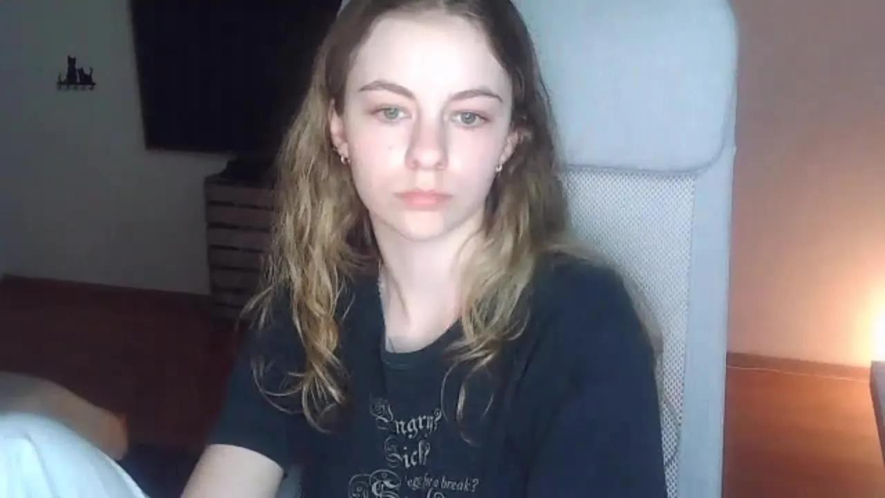 AriaFlirt on Streamray