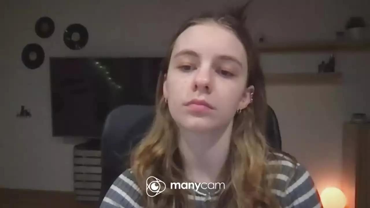 AriaFlirt on Streamray 