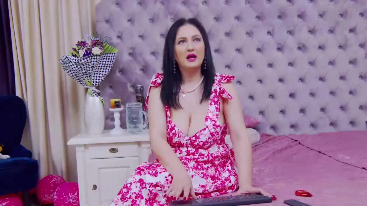 CassidyVelvet on Streamray