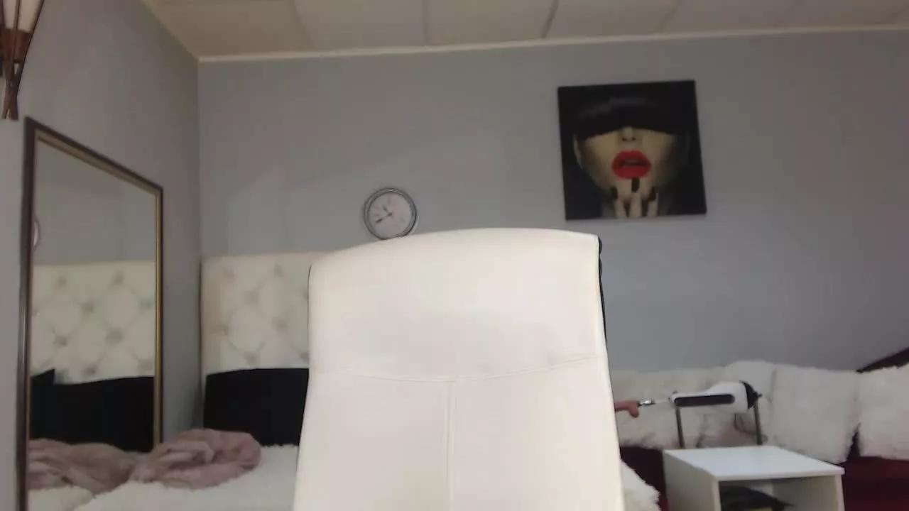 ReedClara on Streamray 