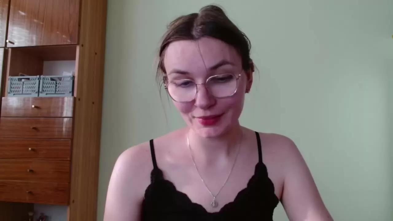 tastyELLYY on Streamray 