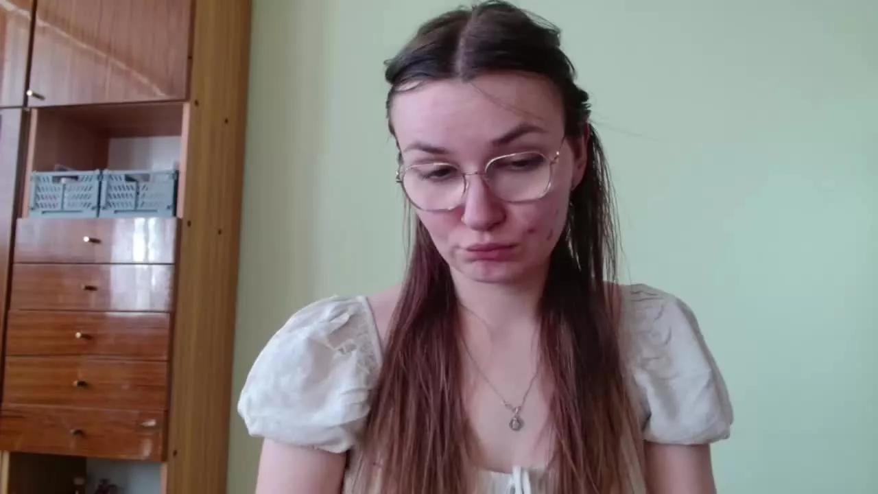 tastyELLYY on Streamray 