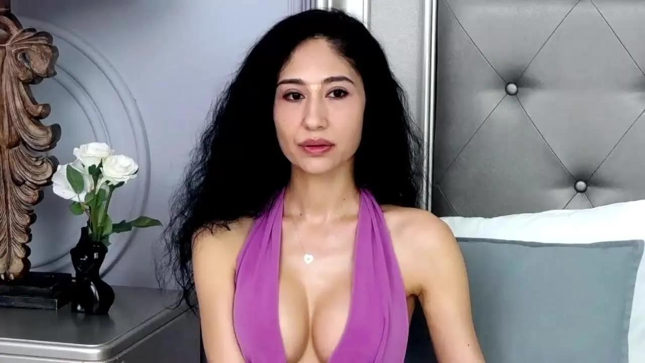 VanessaCulpo on Streamray