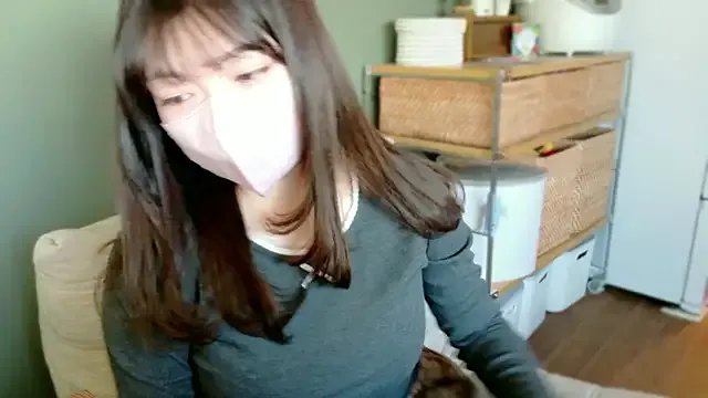 __Yui_ on StripChat