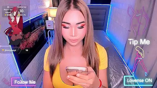 Freechat _prettyjawdropper_ on StripChat