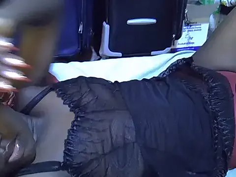 Adaline-Paris on StripChat 