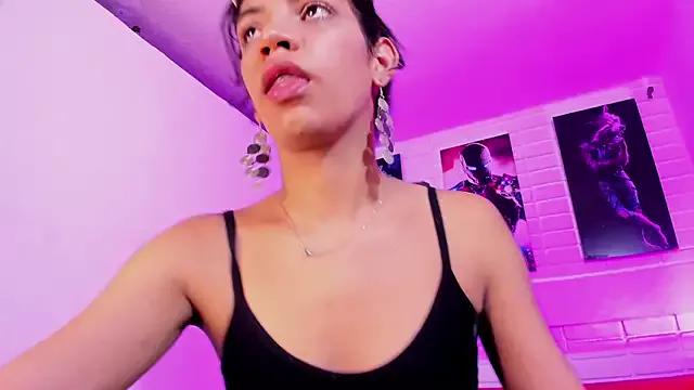 Alahia_Rodriguez on StripChat 