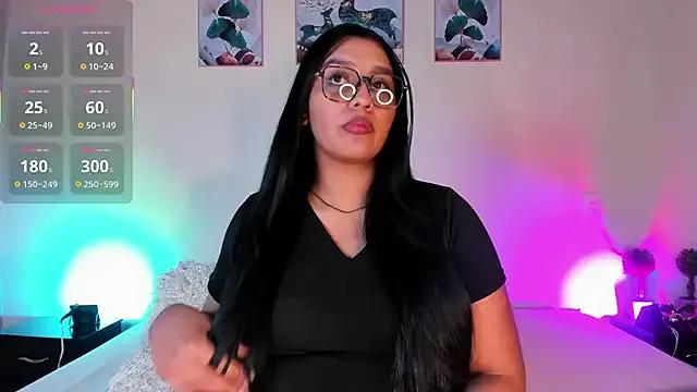 aleya_bliss — Remove shoes