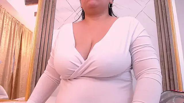 AmmyPike1 on StripChat 