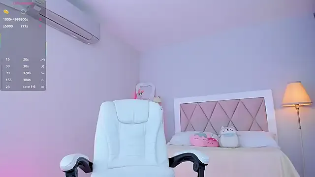 ania_sweet18 on StripChat