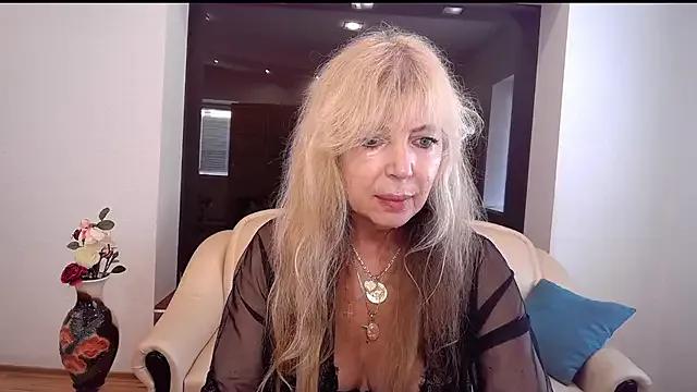 Anna_Diax on StripChat 