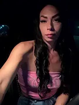 annablisss — Risky squirt on hood of car 