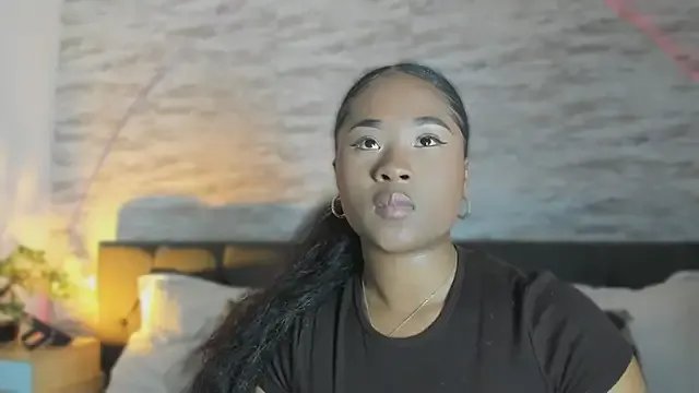 Anneth__M on StripChat 