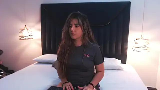 AuraEvens on StripChat 