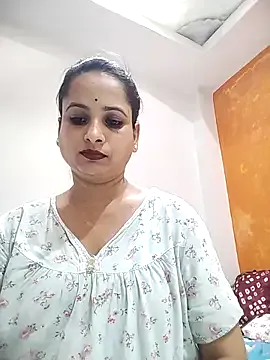 Bebo_QueeN on StripChat