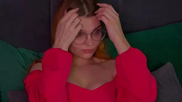 Freechat BellaMarebelle on StripChat