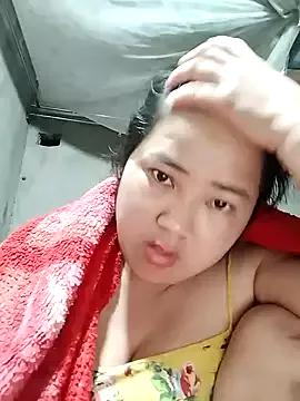 Photos of BigBoobs186 from StripChat is Freechat