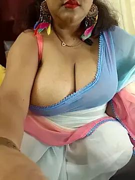 boobooboudi on StripChat 