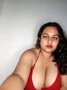 bumblebeegirl on StripChat 